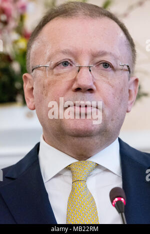Der russische Botschafter Dr. Alexander Yakovenko, Pressekonferenz, London, Großbritannien - 05 April 2018 Stockfoto