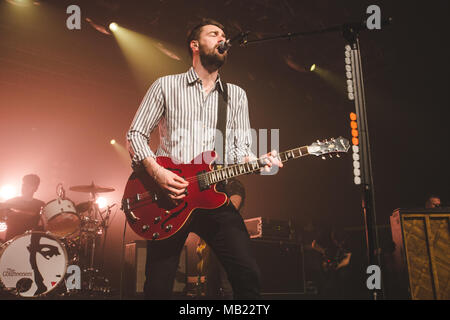 Sheffield, Großbritannien. April 5, 2018 - Liam Fray der britischen Indie Band, The Courteeners, auch bei der Sheffield O2 Academy für eine spezielle Warm up Show der Band Arena in Manchester, 2018 Credit: Myles Wright/ZUMA Draht/Alamy leben Nachrichten Stockfoto