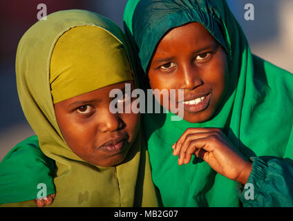 Portrait der somalischen Mädchen, Woqooyi Galbeed region, Hargeisa, Somaliland Stockfoto