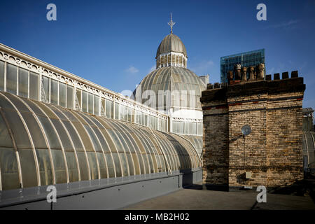 Manchester viktorianischen Shopping Arkade, Barton Arcade Gusseisen und glassrooftop im Zentrum der Stadt Grad II * denkmalgeschützte Gebäude Stockfoto