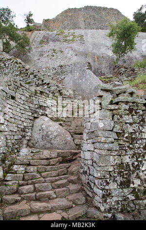 Schritte, um die Hügel von Great Zimbabwe in der Nähe von Masvingo in Simbabwe. Stockfoto