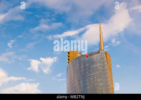 Mailand, Italien - 17. Februar 2017: Unicredit Tower, dem höchsten Wolkenkratzer in Italien, dem Sitz der Unicredit Niederlassungen an der Piazza Gae Aulenti Stockfoto