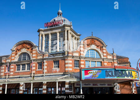 SOUTHEND-on-sea, Essex - 5. APRIL 2018: Blick auf die historischen Kursaal befindet sich in Southend-on-Sea, Essex, Großbritannien, am 5. April 2018. Es öffnete im Jahr 1901 Stockfoto