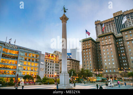 Die Dewey Denkmal. Memorial Statue. Union Square. San Francisco. Kalifornien, USA Stockfoto