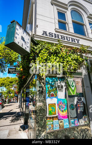 Haight-Ashbury District. Die Nachbarschaft ist für die Herkunft der Hippie Zähler Kultur bekannt. San Francisco. Kalifornien, USA Stockfoto