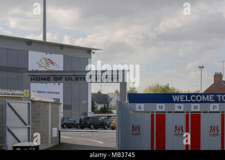 Die kingspan Stadion in Belfast, wo die Ulster Rugby Team spielt. Es ist die Heimat von Ulster Rugby und war früher als Ravenhill bekannt. Stockfoto