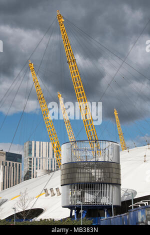O2 Arena Dach detail, Halbinsel von Greenwich, London, England, Großbritannien Stockfoto