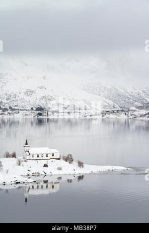 Sildpollnes Kirche, Lofoten, Norwegen Stockfoto