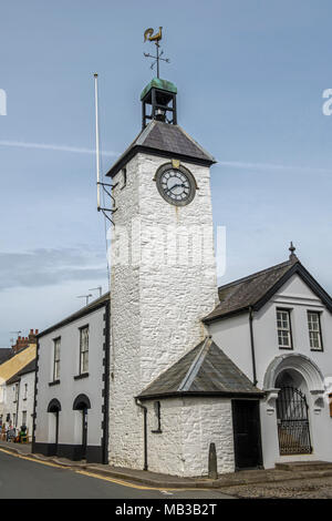 Laugharne Rathaus und Uhrturm Carmarthenshire South Wales Stockfoto