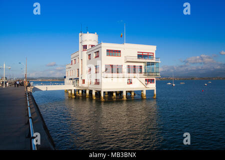 Santander, Spanien - 1. Juli 2017: Real Club Maritimo in Santander. Seit seiner Gründung am 13. Oktober 1927. Santander Royal Yacht Club, dessen illustri Stockfoto