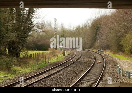 Gleisanlagen im Bahnhof Heyford, Oxfordshire, Großbritannien Stockfoto