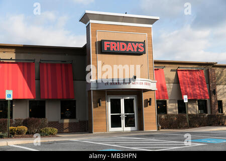 Ein TGI Friday's Restaurant Lage in Hagerstown, Maryland am 5. April 2018. Stockfoto