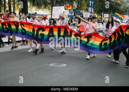 Everytown für Pistole Sicherheit am Orlando Pride Parade (2016). Stockfoto