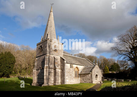 Die Kirche St. Michael im Dorset Dorf Winterbourne Steepleton. Stockfoto