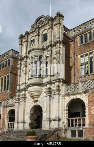 England, Hampshire, Bramshill Haus, Südseite, mit Erker Stockfoto