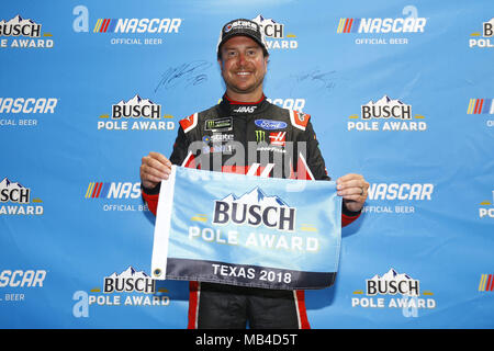 Ft. Worth, Texas, USA. 6 Apr, 2018. April 06, 2018 - Ft. Worth, Texas, USA: Kurt Busch (41) gewinnt den Pol für die O'Reilly Auto Parts 500 an der Texas Motor Speedway in Ft. Worth, Texas. Quelle: Chris Owens Asp Inc/ASP/ZUMA Draht/Alamy leben Nachrichten Stockfoto