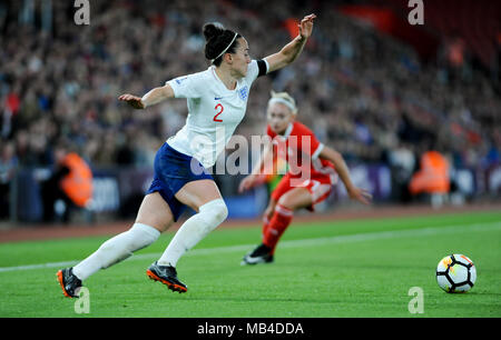 6. April 2018, die St. Mary's Stadium, Southampton, England: Lucy Bronze von England während der FIFA Frauen-WM-Qualifikation Gruppe 1 Spiel zwischen England und Wales Frauen Frauen, bei St. Mary's Stadium. © David Rebhuhn/Alamy leben Nachrichten Stockfoto