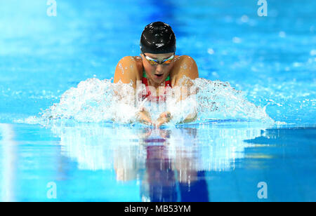 Wales' Chloe Tutton konkurriert in 200 m Brust der Frauen Endrunde an der Gold Coast Aquatic Center bei Tag drei der Commonwealth Games 2018 in der Gold Coast, Australien. Stockfoto