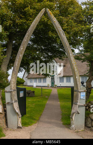 Heimatmuseum oder lokalen Museum, eine traditionelle friesische Haus mit Reetdach, Keitum, Nordsee Insel Sylt, Schleswig-Holstein, Deutschland Nord Stockfoto