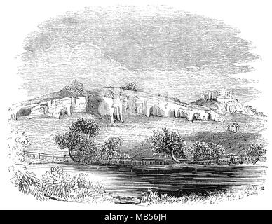 Unter Nottingham Castle ist ein Labyrinth aus Höhlen und Tunnel inklusive Mortimer's Loch, geschnitzt in den Sandstein Felsen, auf dem das Schloss steht. Sir Roger Mortimer, Geliebter der Königin Isabella, war ihr Komplize bei der Ermordung von Edward II. 1330 die Königin und ihr Geliebter Sir Roger Mortimer in Nottingham Castle. Junge König Edward III ein Netz von geheimen Tunnel, die in das Schloss selbst und Sir Roger war in London aufgenommen und am 29. November 1330 ausgeführt. Stockfoto