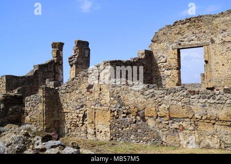 Pompeji, eine große archäologische Stätte (antike Ruinen) in der süditalienischen Region Kampanien, in der Nähe der Küste der Bucht von Neapel. Stockfoto