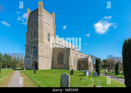 Orford Kirche, Blick auf die Kirche St. Bartholomä in Suffolk Stadt Orford, East Anglia, Großbritannien. Stockfoto