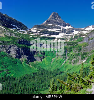 Reynolds Berg über Reynolds Creek Valley in der Nähe von Logan Pass im Glacier National Park, Montana Stockfoto