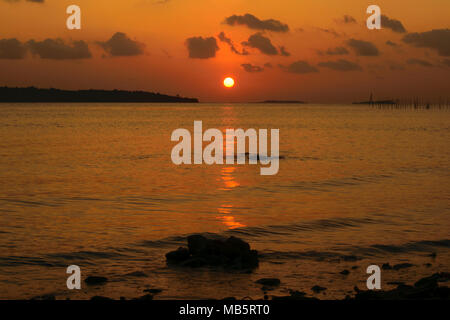Malerische natürlich der goldene Stunden Sonnenuntergang Stockfoto
