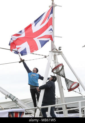 Eine Flotte von Fischerbooten verlassen South Shield Fisch Kai, in der Nähe von Newcastle in einem Protest, nach Kampagne organisiert für eine unabhängige Großbritannien und die Fischerei verlassen, gegen das Abkommen, das Sehen wird die britische Gehorsam gegen die gemeinsame EU-Fischereipolitik für die Übergangszeit von Brexit. Stockfoto