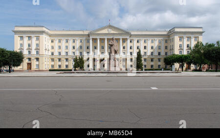 Smolensk, Russland - Juli 12, 2011: Das Gebäude der Verwaltung des Smolensker region Stockfoto