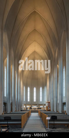 Reykjavik, Island. Die 20 c Kirche Hallgrímskirkja ist das Wahrzeichen der Stadt am besten kennen. Stockfoto