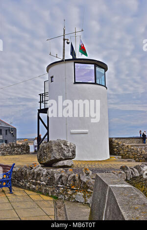 Die porthcawl Küstenwache Look-out Point war ursprünglich der alten viktorianischen Pilot Lookout aus dem Jahr 1870 und ist heute ein Denkmalgeschütztes Gebäude. Stockfoto