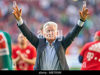 FC Bayern München, München, April 07, 2018 Trainer Jupp Heynckes (FCB) FC Augsburg - FC BAYERN MÜNCHEN 1-4 1. Deutschen Fußball-Bundesliga, Augsburg, April 07, 2018, Saison 2017/2018 © Peter Schatz/Alamy leben Nachrichten Stockfoto