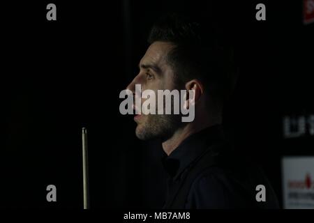 Peking, Peking, China. 7 Apr, 2018. Peking, China bis 7. April 2018: Englisch professional Snooker player Mark Selby konkurriert mit kyren Wilson im Halbfinale des Snooker China Open 2018 in Peking, April 7th, 2018. Credit: SIPA Asien/ZUMA Draht/Alamy leben Nachrichten Stockfoto