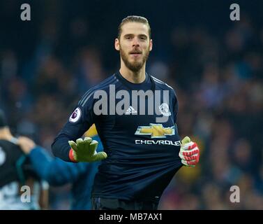 Manchester. 7 Apr, 2018. Von Manchester United Torwart David de Gea feiert Nach der Englischen Premier League Spiel zwischen Manchester City und Manchester United an der Etihad Stadion in Manchester, Großbritannien am 7. April 2018. Manchester United gewann 3-2. Credit: Stringer/Xinhua/Alamy leben Nachrichten Stockfoto