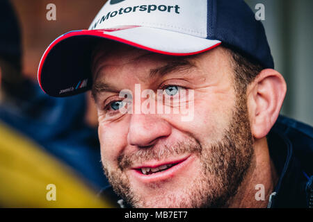 Longfield, Kent, Großbritannien. 8. April 2018. BTCC Rennfahrer Rob Collard und Team BMW während der Dunlop MSA British Touring Car Championship in Brands Hatch Indy Circuit (Foto: Gergo Toth/Alamy Live-Nachrichten) Stockfoto