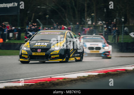 Longfield, Kent, Großbritannien. 8. April 2018. BTCC Rennfahrer Jack Goff und WIX-Racing mit Eurotech Laufwerke während des Dunlop MSA British Touring Car Championship in Brands Hatch Indy Circuit (Foto: Gergo Toth/Alamy Live-Nachrichten) Stockfoto