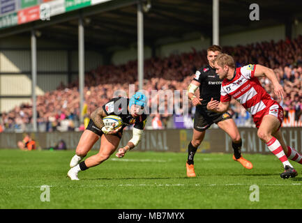 Exeter, Großbritannien. 08.04.2018, 08.04.2018, Sandy Park, Exeter, England; Aviva Premiership, Runde 19, Exeter v Gloucester; Jack Nowell von Exeter kreuzt die Linie für einen Versuch. Quelle: News Images/Alamy Live News Credit: Aktuelles Bilder/Alamy leben Nachrichten Stockfoto