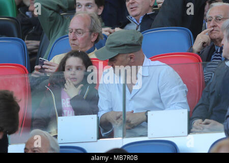 Rom, Italien. 07 Apr, 2018. 07.04.2018. Stadio Olimpico, Rom, Italien. Vip Tribüne: Luca Zingaretti e figlia Credit: Unabhängige Fotoagentur/Alamy leben Nachrichten Stockfoto