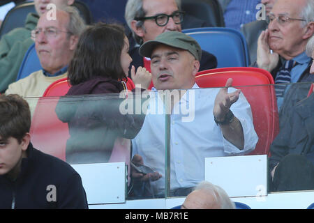 Rom, Italien. 07 Apr, 2018. 07.04.2018. Stadio Olimpico, Rom, Italien. Vip Tribüne: Luca Zingaretti e figlia Credit: Unabhängige Fotoagentur/Alamy leben Nachrichten Stockfoto