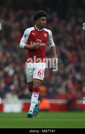 London, Großbritannien. 8 Apr, 2018. Reiss Nelson (A) im Arsenal v Southampton englische Premier League Spiel, das Emirates Stadium, London, am 8. April 2018. ** Dieses Bild ist für die redaktionelle Verwendung ** Quelle: Paul Marriott/Alamy leben Nachrichten Stockfoto