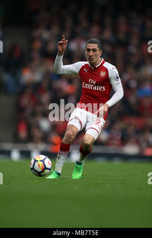 London, Großbritannien. 8 Apr, 2018. Hector Bellerin (A) im Arsenal v Southampton englische Premier League Spiel, das Emirates Stadium, London, am 8. April 2018. ** Dieses Bild ist für die redaktionelle Verwendung ** Quelle: Paul Marriott/Alamy leben Nachrichten Stockfoto