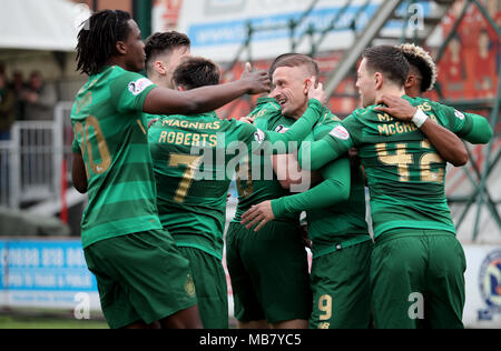 Celtic's Leigh Griffiths feiert seine Seiten zweite Ziel zählen während der Ladbrokes schottischen Premiership Gleichen am SuperSeal, Stadion, Hamilton. Stockfoto