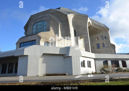 Das Goetheanum, Dornach, in der Nähe von Basel, Schweiz, Januar 2018. Von Rudolf Steiner entwickelt und ist das Zentrum für die anthroposophische Bewegung. Stockfoto