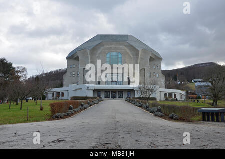 Das Goetheanum, Dornach, in der Nähe von Basel, Schweiz, Januar 2018. Von Rudolf Steiner entwickelt und ist das Zentrum für die anthroposophische Bewegung. Stockfoto