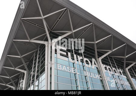 Das Gebäude des Terminals des EuroAirport (Basel, Mulhouse, Freiburg), Basel, Schweiz, Januar 2018 Stockfoto