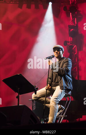 Die deutschen Soul- und R&B-Sänger Xavier Naidoo live bei der 25 Blue Balls Festival in Luzern, Schweiz Stockfoto