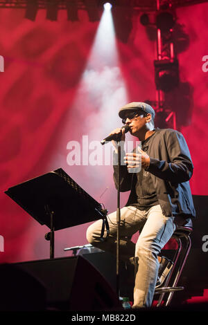 Die deutschen Soul- und R&B-Sänger Xavier Naidoo live bei der 25 Blue Balls Festival in Luzern, Schweiz Stockfoto