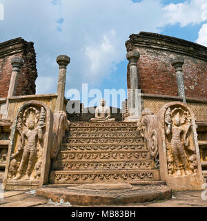 Blick auf den Platz der Vatadage in Polonnaruwa, Sri Lanka. Stockfoto