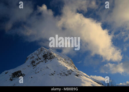 Blick auf die stadt Lech am Arlberg, Alpine Ski Resort in der Nähe von Zürs, St. Anton und Stuben am Arlberg in Österreich. Stockfoto